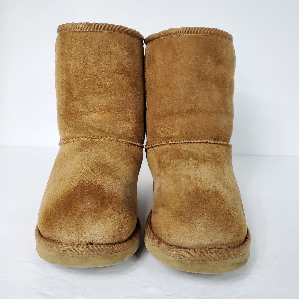 Ugg Classic II short chestnut boots 5251 kids US 4 - Picture 3 of 13